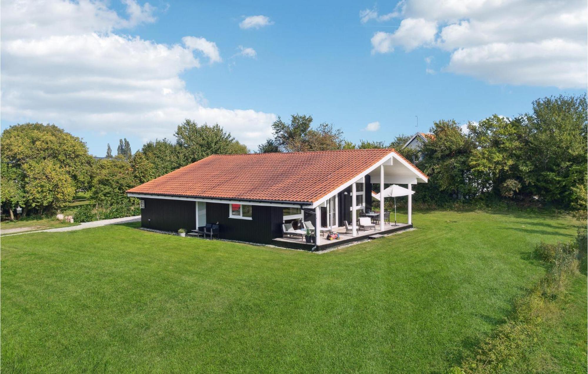 Amazing Home In Askeby With Sauna Zewnętrze zdjęcie