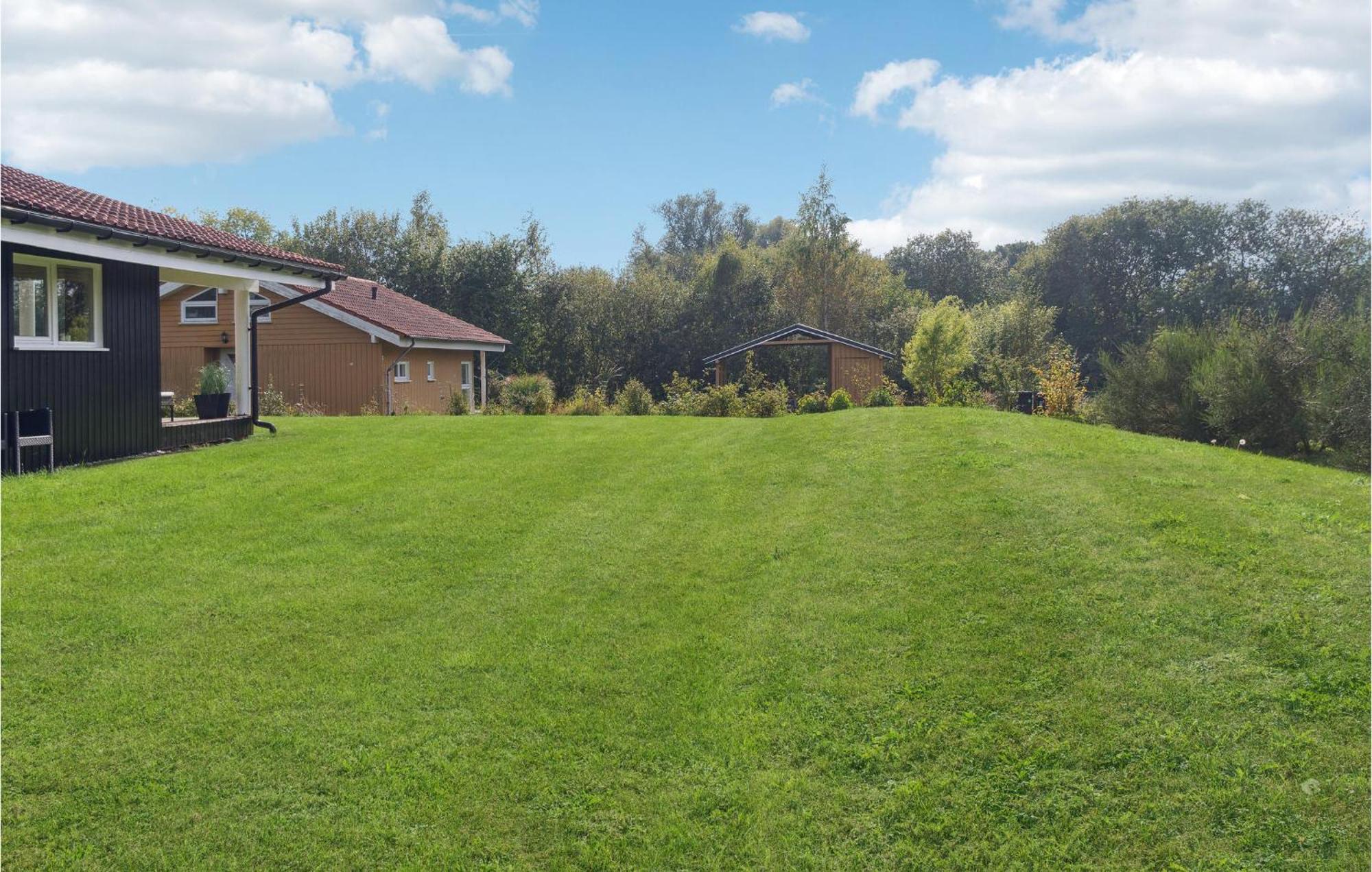 Amazing Home In Askeby With Sauna Zewnętrze zdjęcie