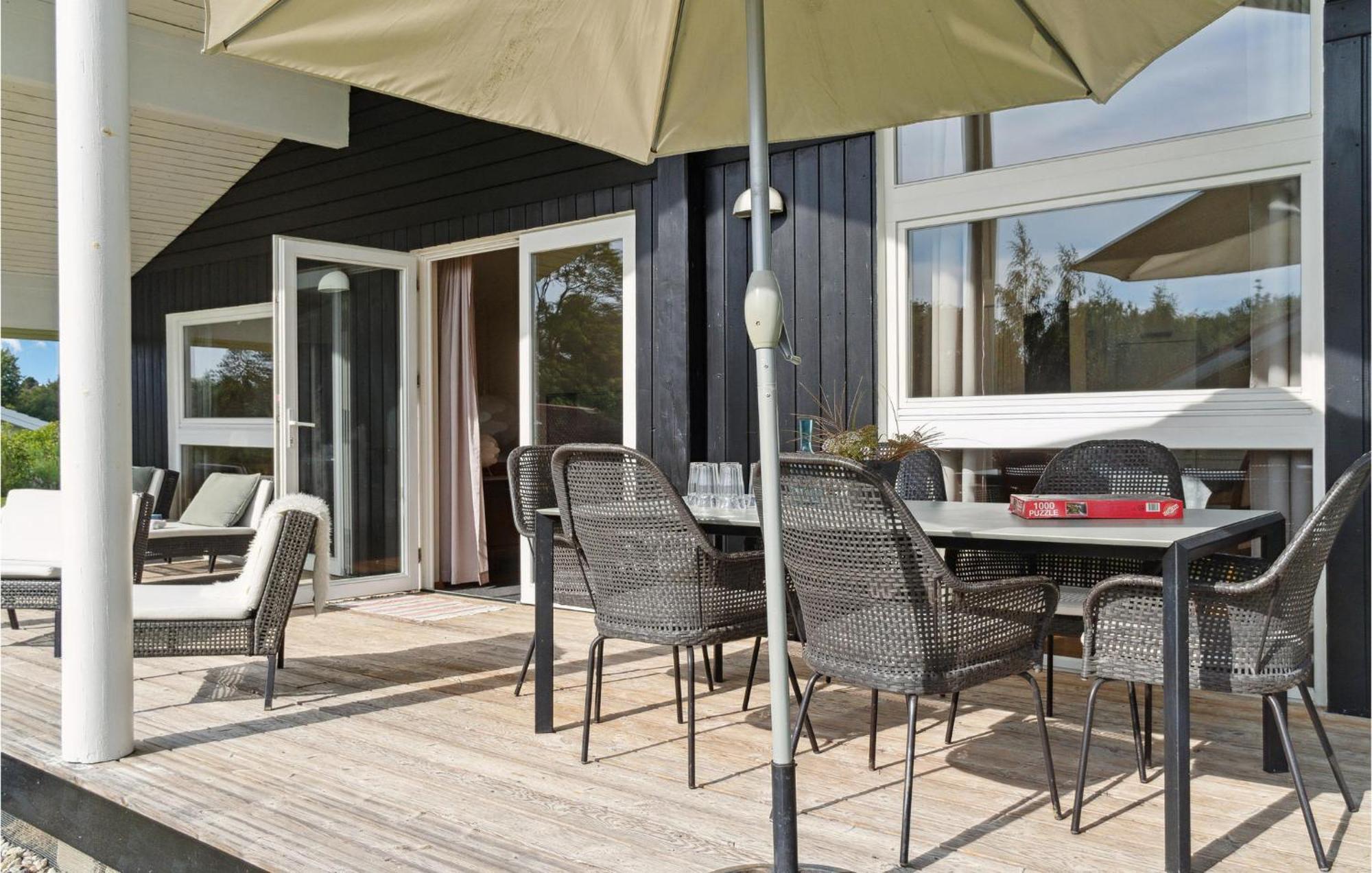 Amazing Home In Askeby With Sauna Zewnętrze zdjęcie