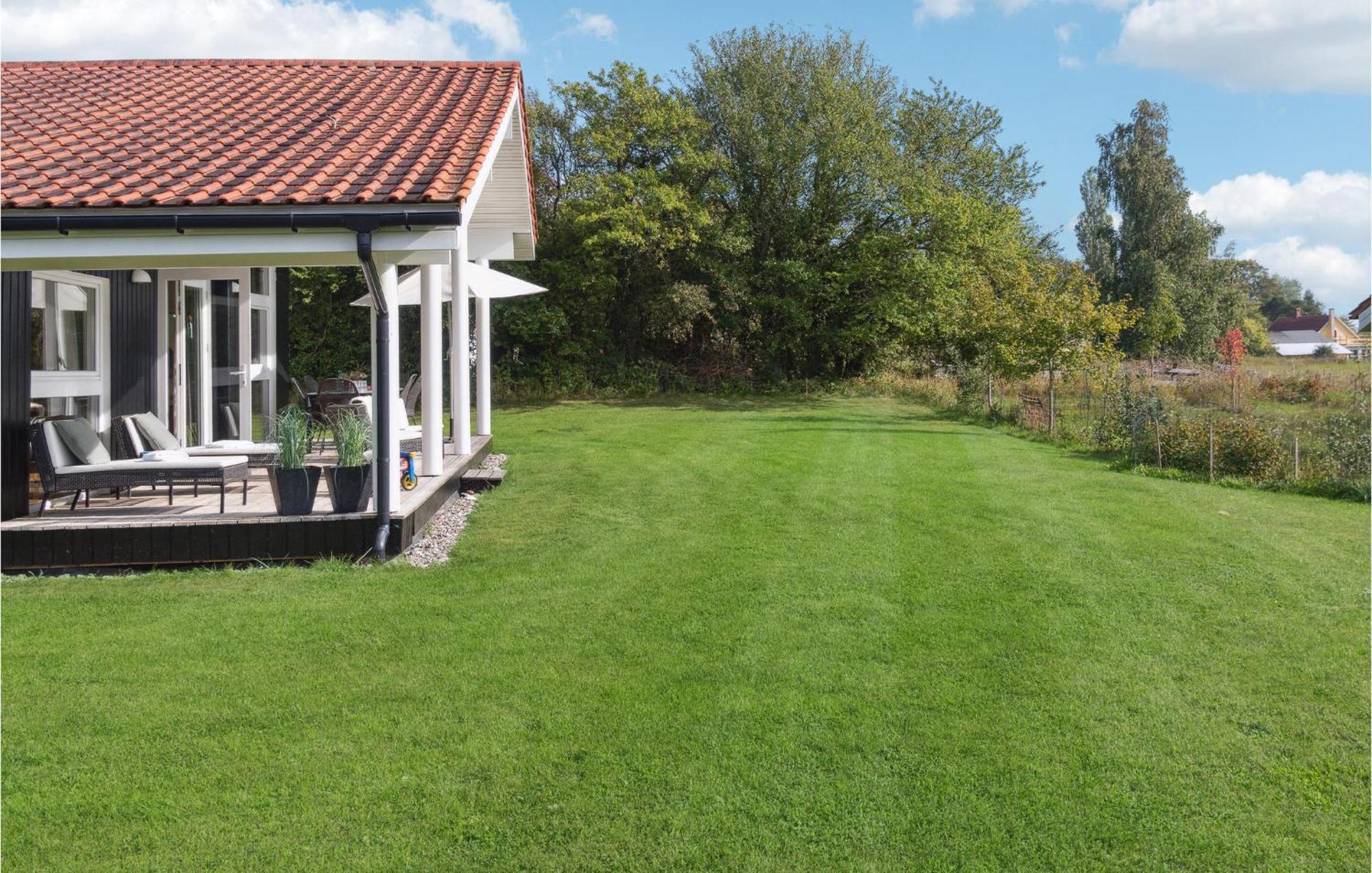 Amazing Home In Askeby With Sauna Zewnętrze zdjęcie